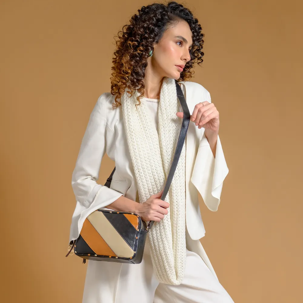 ADDISON CROSSBODY