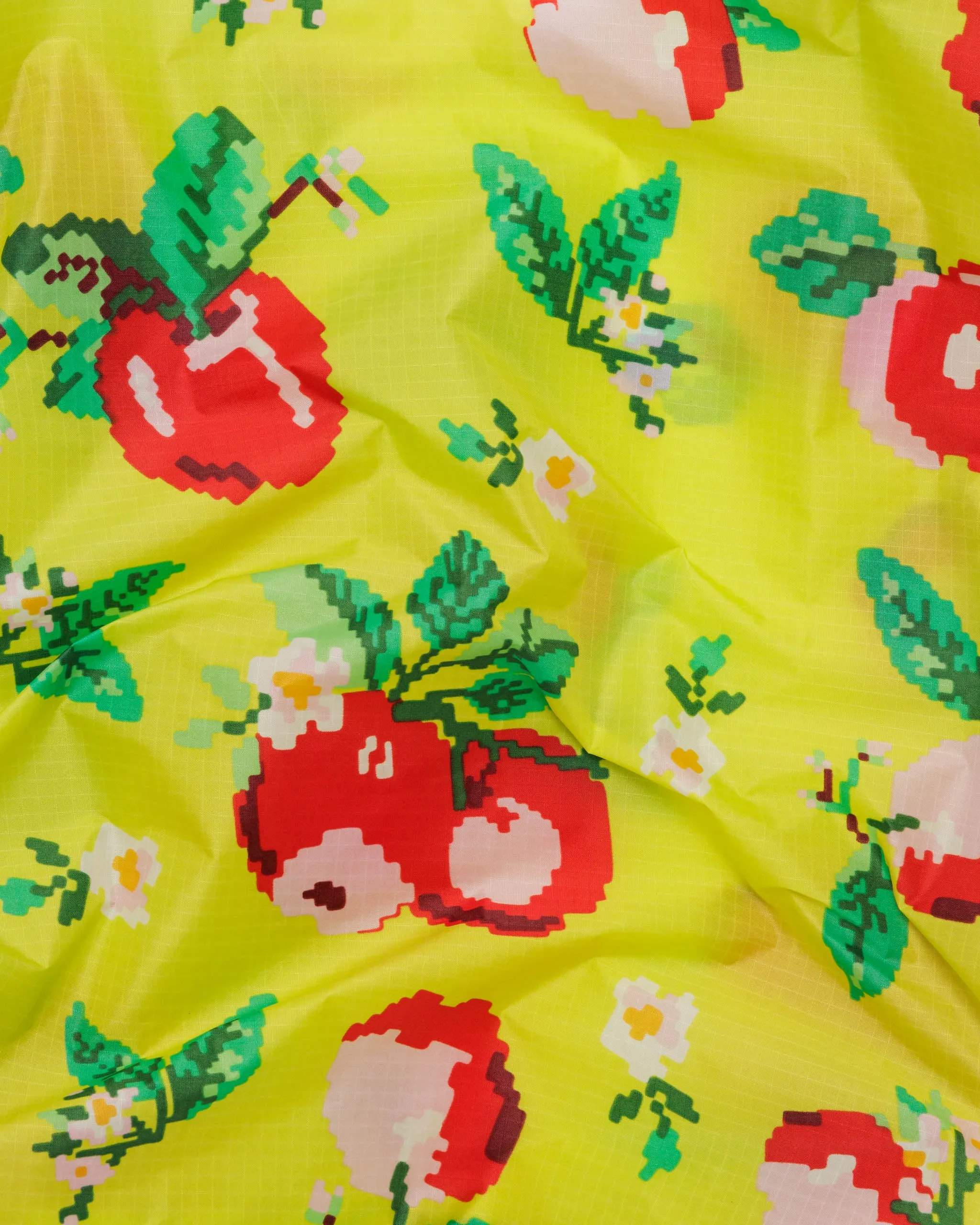 Baggu Standard Shopper - Needlepoint Apple