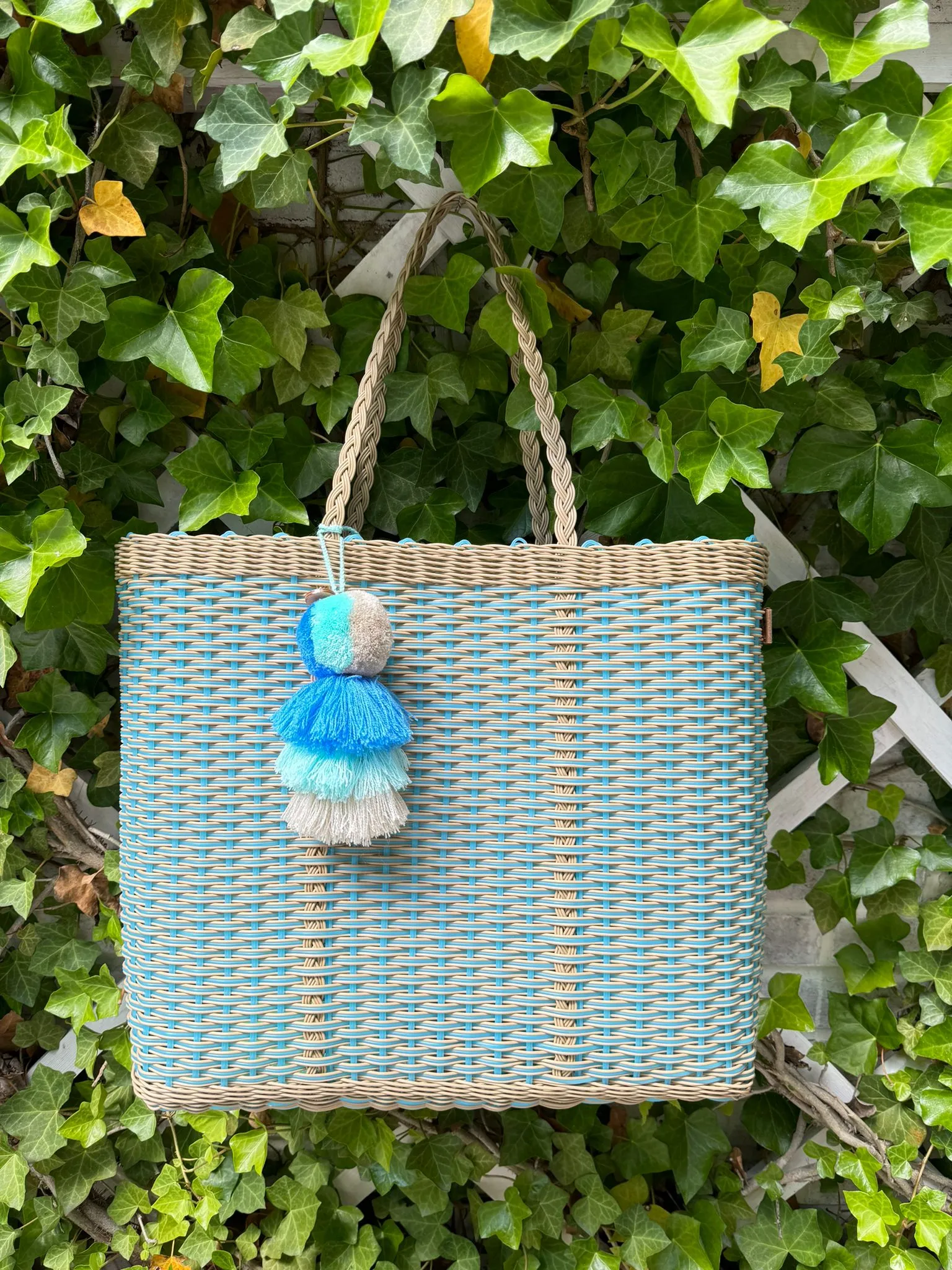 Blue Robin Nest Citron Tote