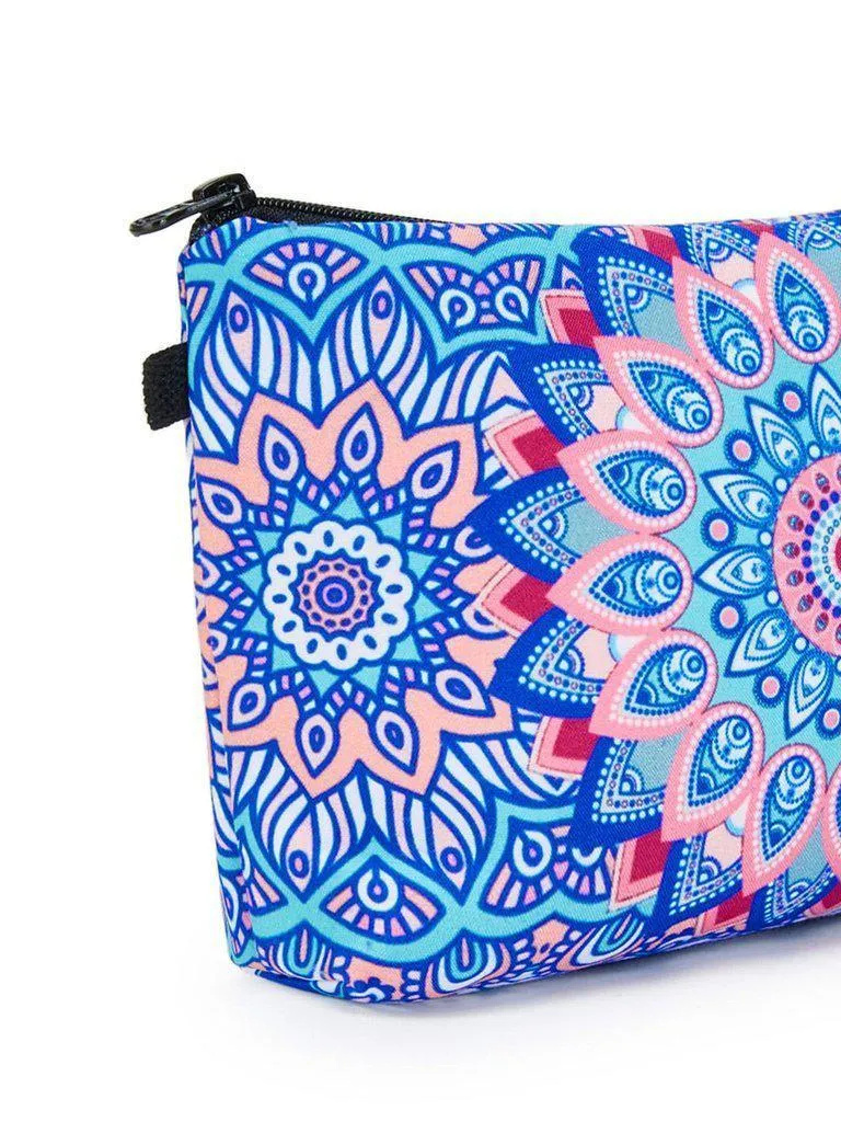 Graphic Print Zipper Pouch