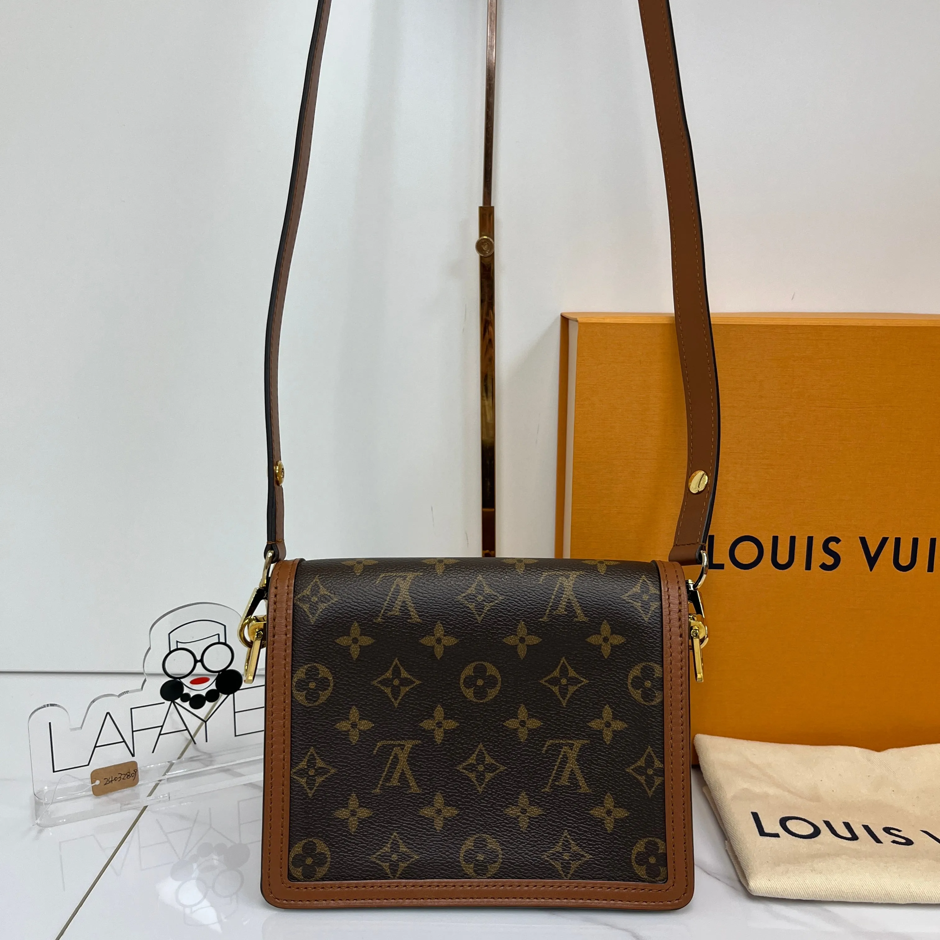 Louis Vuitton Mini Dauphine