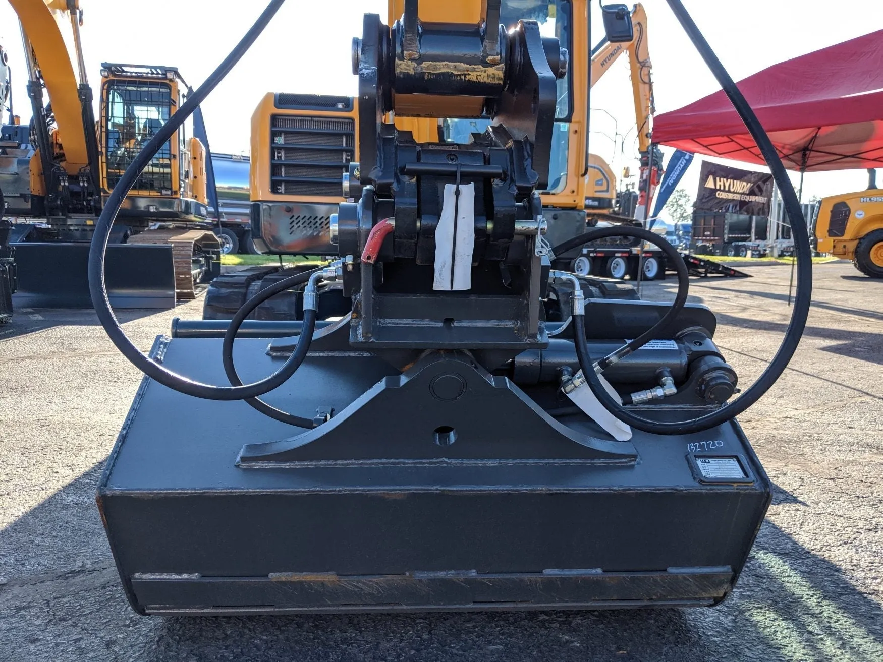 WERK-BRAU Tilt Bucket for 5,000 -11,000 lbs. Excavators. (Mini 1, 15 & 2)